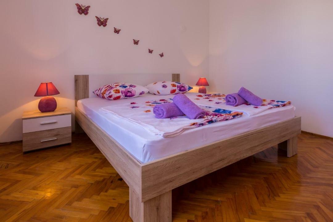 Apartment Dvorska Цриквеница Экстерьер фото
